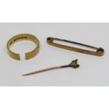 Group of 9ct jewellery comprising a wedding ring (cut), brooch and fox mask stick pin, 8g total (3)