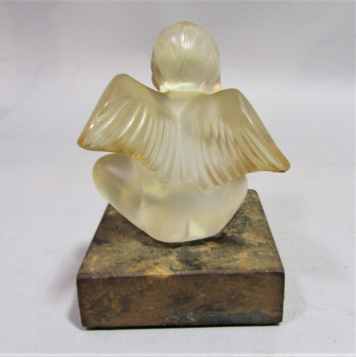 Early 20th century Lalique study of a seated putti/cherub, 8 cm high - Image 3 of 4