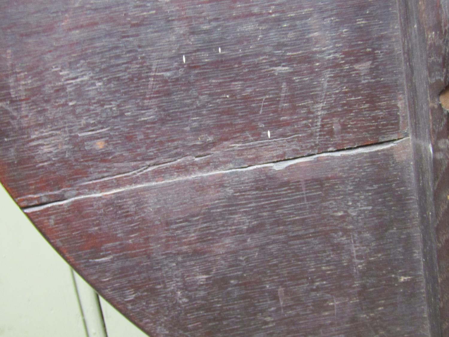 A Georgian oak snap top table on turned pillar and tripod, 83cm diameter - Image 4 of 4