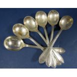 Set of 6 egg spoons with repeating details, Sheffield 1928, Cooper Brothers & Sons, 1.5oz approx,