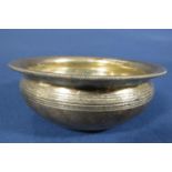 Irish silver bowl with simple reeded detail, 11.5cm diameter, Dublin 1927, Wakely and Wheeler, 3.5oz