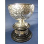 The Medway Maidstone Regatta Challenge Cup, 27cm diameter open bowl with wrythen fluted embossed