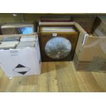An extensive collection of classical vinyl LPs, singles and also a large number of cds (5 boxes)