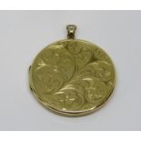 Large circular 9ct locket with engraved scrolled decoration, 4.2cm diameter approx, 17g