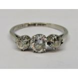 Good quality three stone diamond ring, centre stone 0.75cts approx, outer stones 0.35cts each