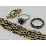 Mixed collection of jewellery comprising 9ct gate link bracelet, 7.25 grams, 9ct brooch of