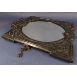 Good quality Victorian carved hardwood mirror, mounted with circular bust cameo of a female head