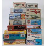 Collection of 16 1/72 scale model kits including models by Airfix, Hasegawa, Frog, Pantera, Pioneer,