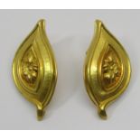 Pair of Greek 18ct stylised floral earrings stamped 'Greece 750 A21' to reverse, 5.2cm L approx,