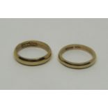 Two 9ct wedding rings, sizes M & M/N, 5.5g (2)