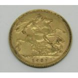 Sovereign dated 1907