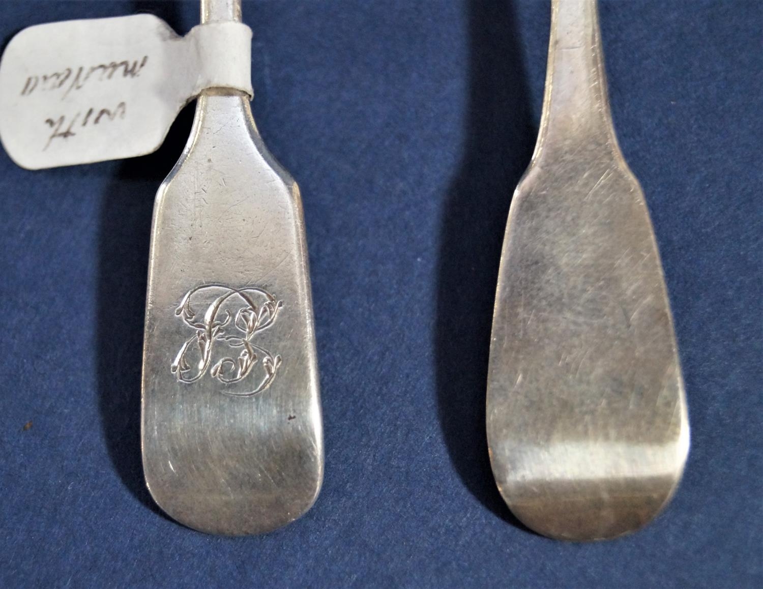 Five antique and later silver sugar tongs together with two further silver mustard spoon and a - Image 4 of 4