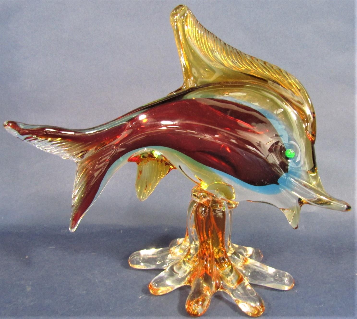 A collection of glassware to include decanters, jugs, bowls, a Murano glass clown, fish and - Image 5 of 9