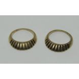 Pair of 9ct rings, size J/K, 6g