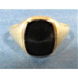 Gents 9ct black onyx signet ring, size S, 2.4g, together with a cased set of six silver canon
