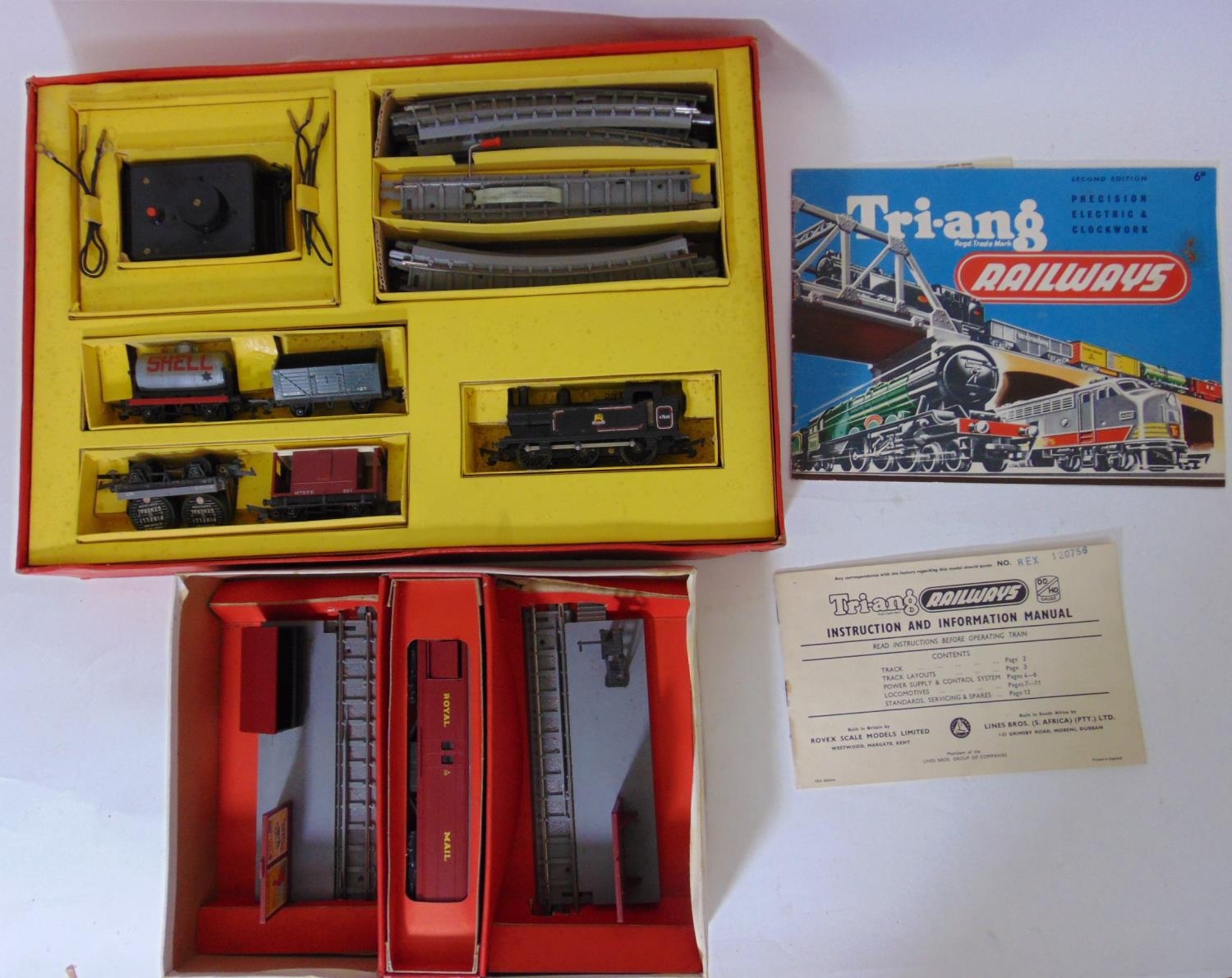 Collection of 00 gauge boxed Triang Railway items including R3X Goods Train Set (electric scale - Image 2 of 3