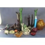 A large collection of various Art glass to include vases, paperweights, etc (a collection)