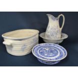19th century blue and white printed Asiatic Pheasant pattern jug and basin set, jug height 34cm
