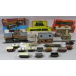 Large model railway collection, formerly assembled as a complete GWR model layout, with locomotives,