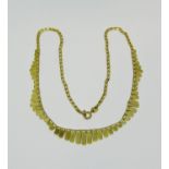 Vintage 9ct graduated fringe necklace with textured finish, 4.9g