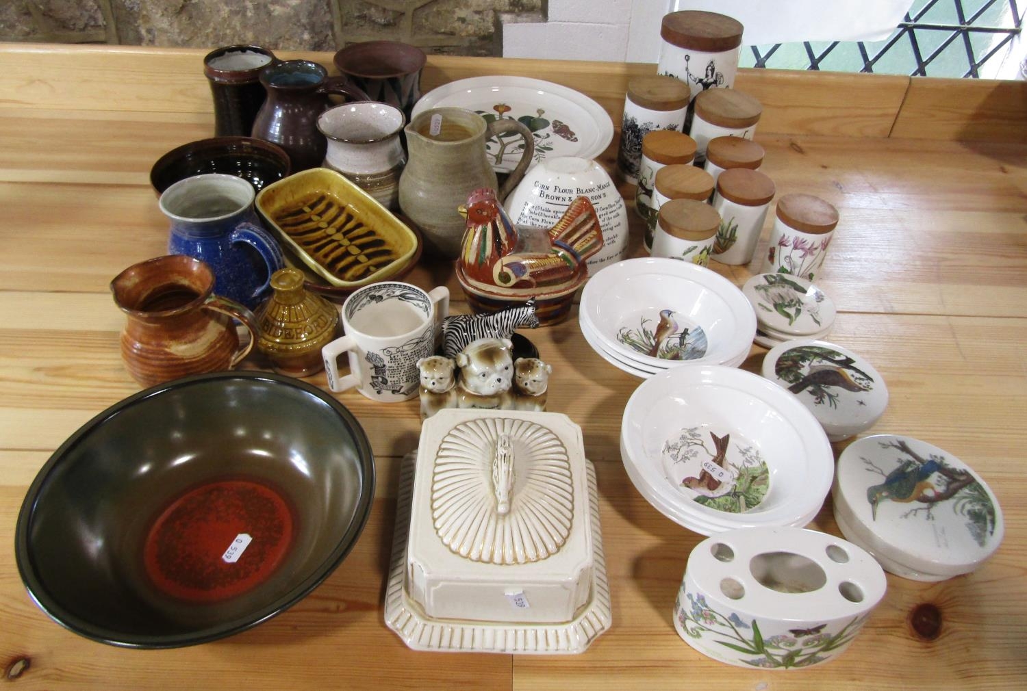 A collection of Portmerion wares including six Birds of Britain series bowls, three small Birds of - Image 2 of 2