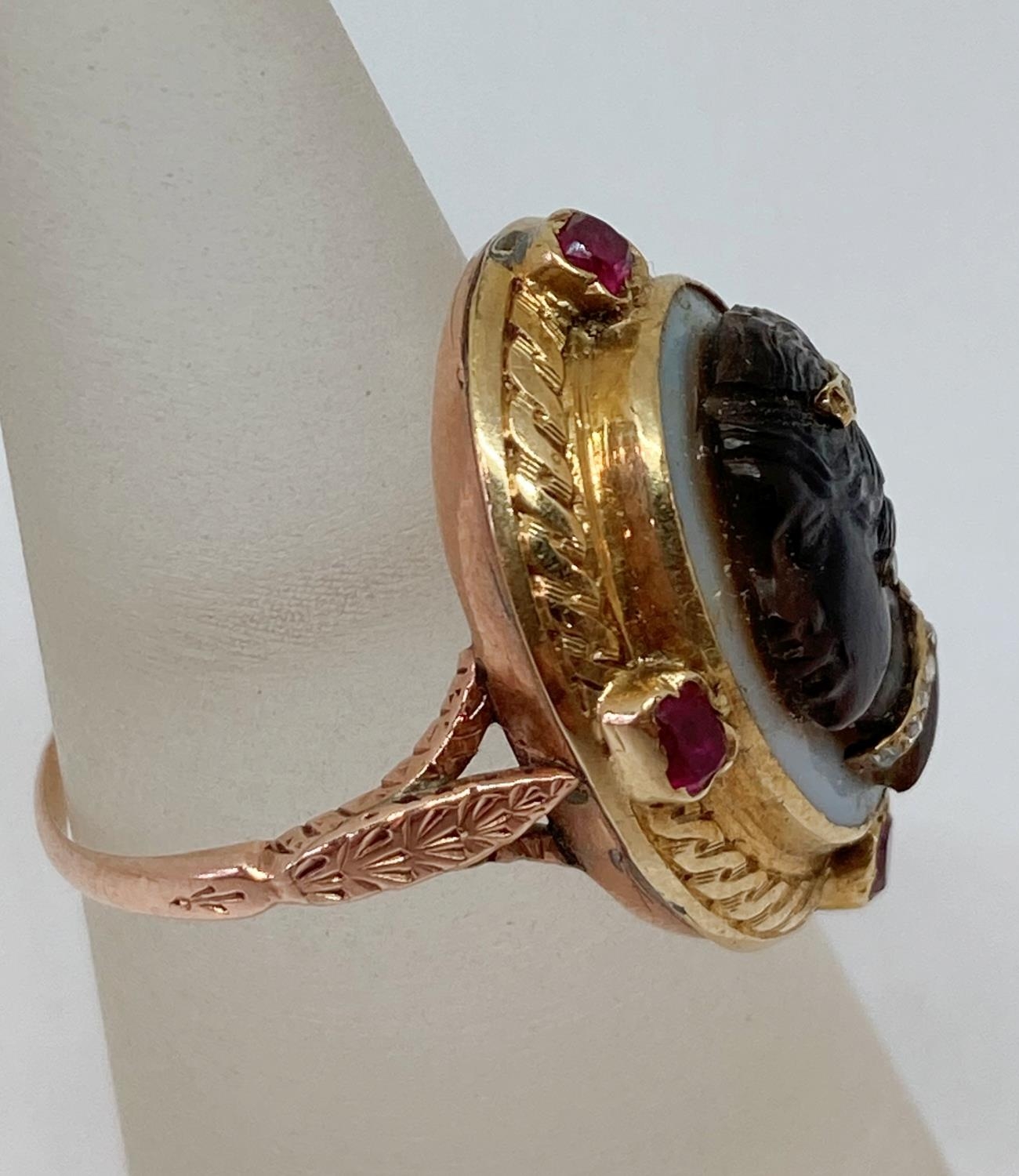 Fine antique blackamoor cameo ring depicting a lady, the agate cameo set with rose cut diamonds - Image 2 of 9