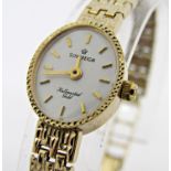 Ladies 9ct Sovereign dress watch, the white dial with gold baton markers, quartz movement, 15mm