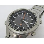Good vintage gent's stainless steel Seiko Sportura 100m wristwatch, the black dial with lume baton