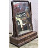 18th century walnut toilet mirror, the box base fitted with three frieze drawers with cross banded