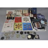 Brilliant uncirculated 1991 coinage £1 - 1p, two Royal Mint Proof £1 coins 1983/84, a Maria