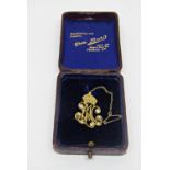 9ct military brooch monogrammed RAC (Royal Armoured Corps) set with seven diamonds and mounted