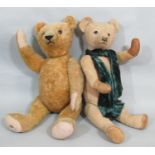 2 pre WW2 teddy bears, both with a firmly stuffed jointed body and long pronounced nose; smaller