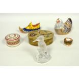 Crown Derby rouge pot, later paperweight in the form of a chicken, Coalport Aladdin shoe,