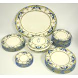 Royal Worcester, Bordeaux pattern dinner service, comprising six dinner plates, 26.5 cm, twelve