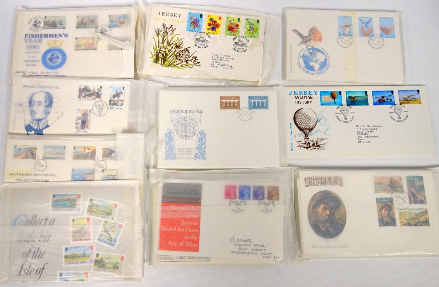 Collection of British stamps, album with 1960's stamps, over 100 first day covers, mainly Isle of - Image 4 of 29