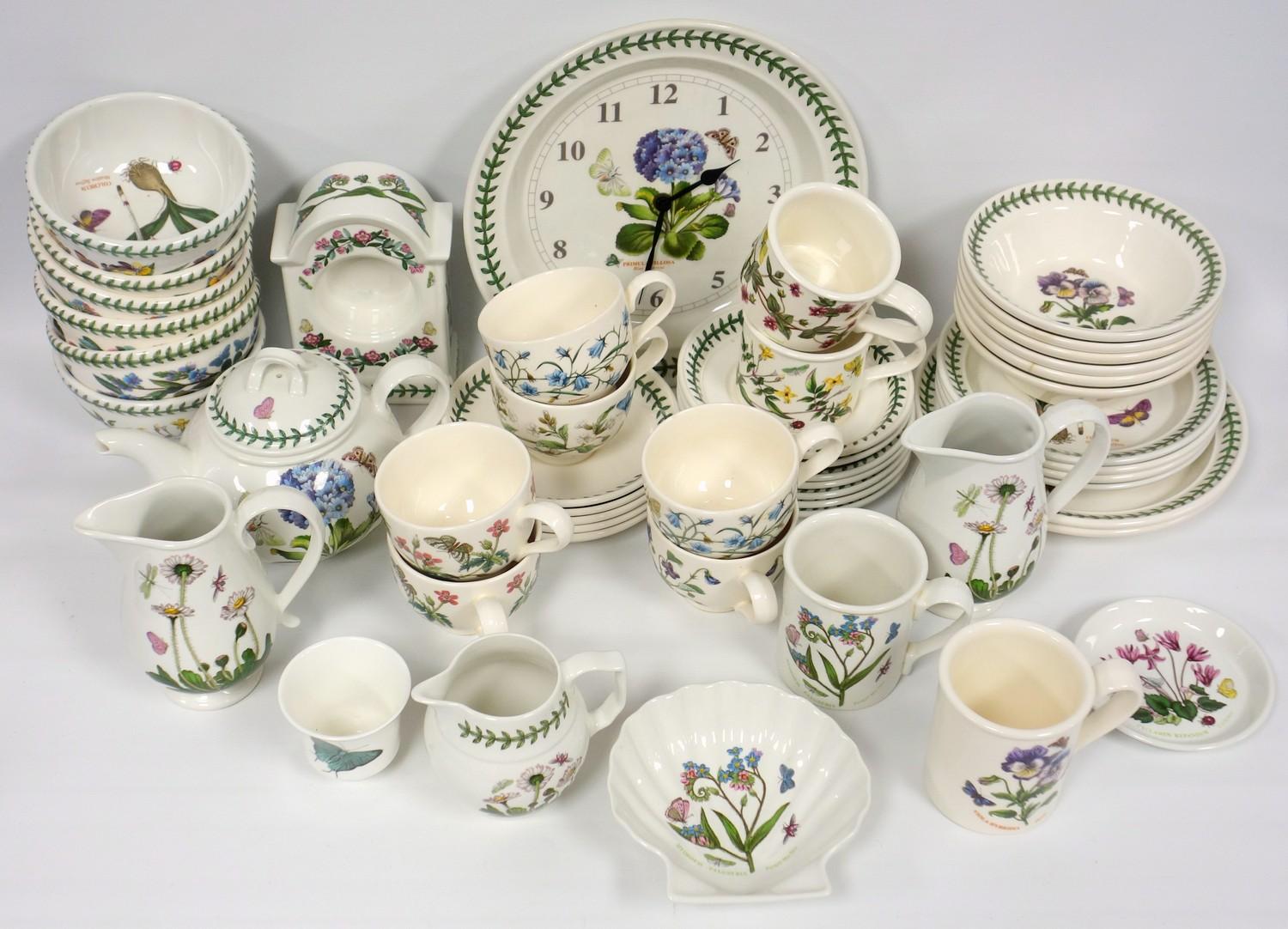 Large quantity of Portmeirion, Botanic garden, including serving dishes, bowls, plates, tea set, - Image 2 of 4