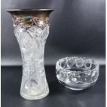 American glass, a Tiffany glass bowl with apples in relief, 12 cm diameter, a cut glass vase with