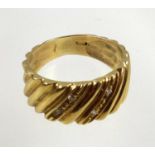 Gold ring with ribbed detail and set with small diamonds, ring size I, unmarked, tested as 14 ct