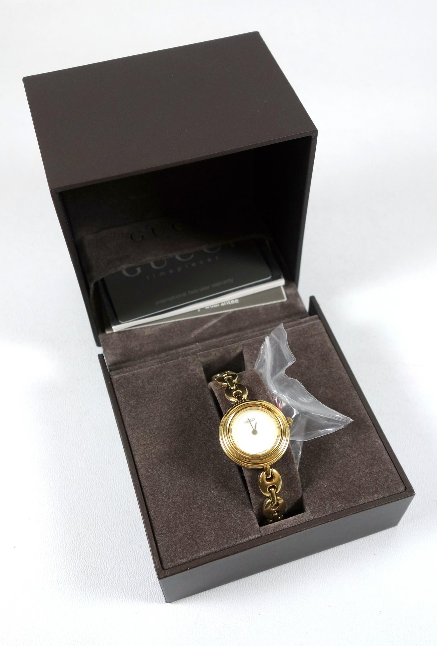 Gucci watch with interchangable bands - Bild 2 aus 4