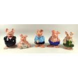 Five NatWest Wade pig money boxes in sizes, with stoppers, H 18.5cm the tallest (5)