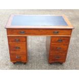 Edwardian mahogany pedestal desk with 1 long and 6 short drawers, W 102cm