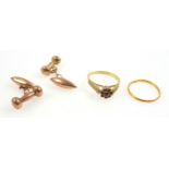 22ct gold wedding ring, 1.6grs, 9ct gold garnet ring and a pair of 9ct dumbbell cufflinks, gross 5.