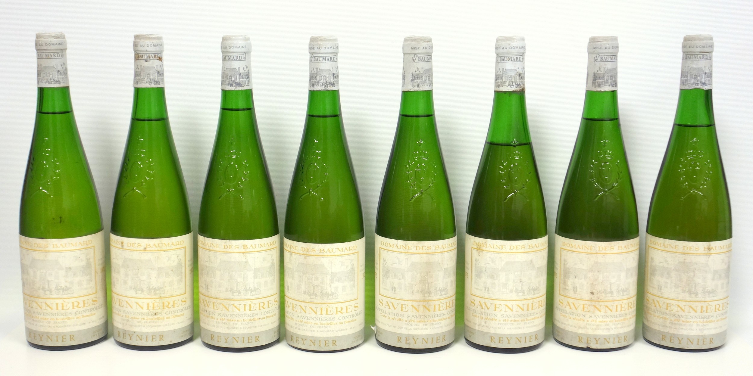 A mixed lot of 31 red and white wines including 13 bottles Jasnieres 1976, 8 bottles Savennieres - Image 7 of 7