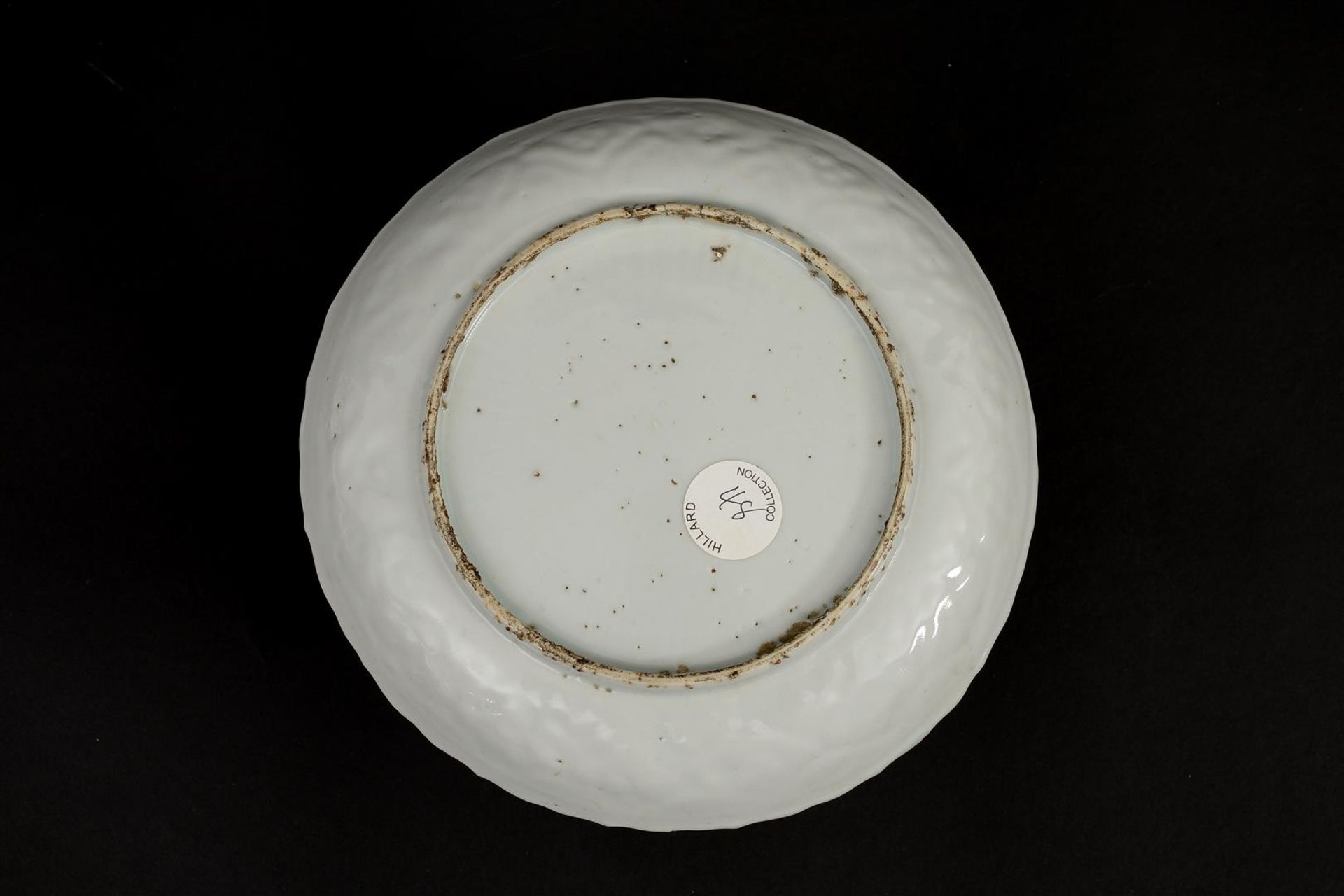 A blue and white 'kraak' porcelain dish with a scalloped rim, decorated with a flying horse and - Image 4 of 6