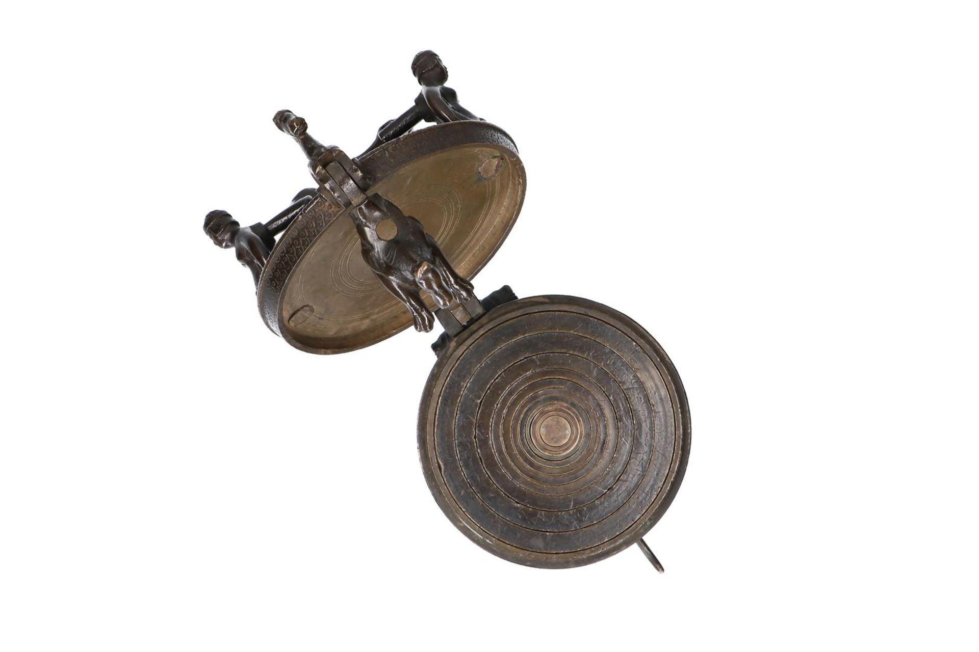 A Nuremberg nested cup-weight, 16 pound for Austria, 17th century. Master sign 'bell CS' = Christoph - Image 8 of 11