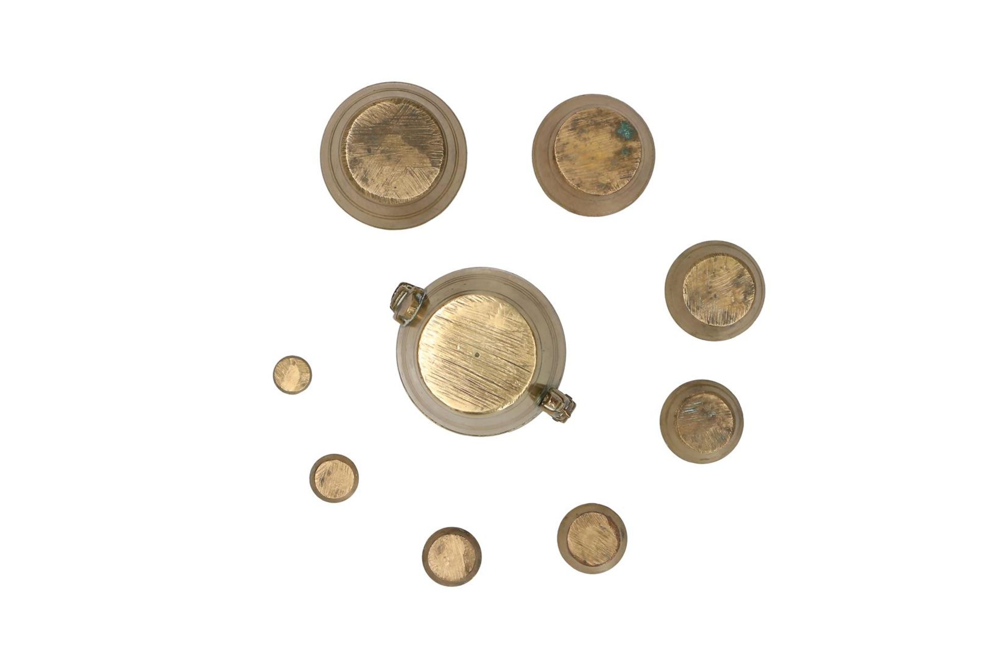 Lot of two nested cup-weights: 1) A Nuremberg nested cup-weight, 1 Amsterdam pound, 1778. Master - Image 8 of 10