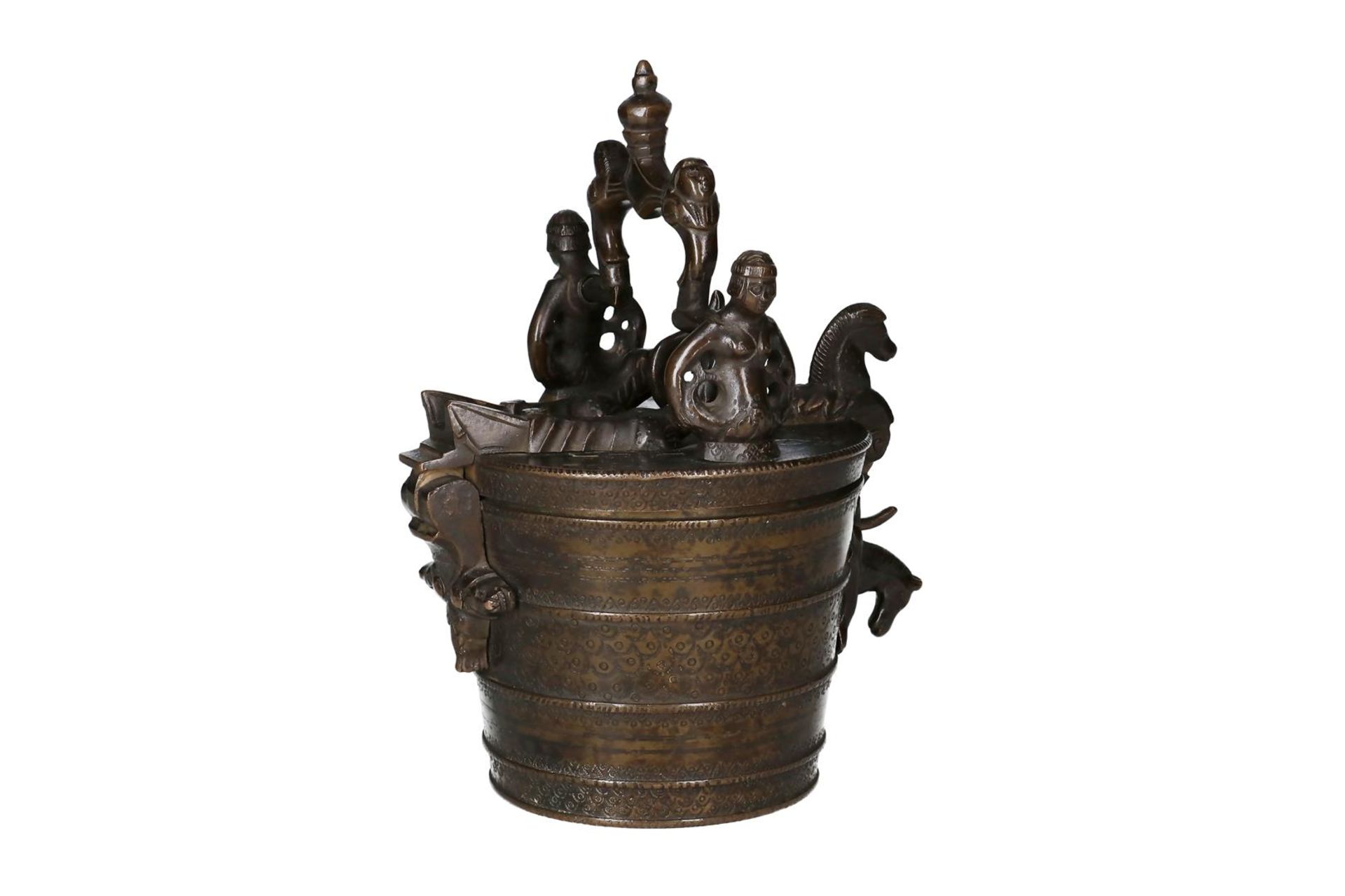 A Nuremberg nested cup-weight, 16 pound for Austria, 17th century. Master sign 'bell CS' = Christoph - Image 2 of 11