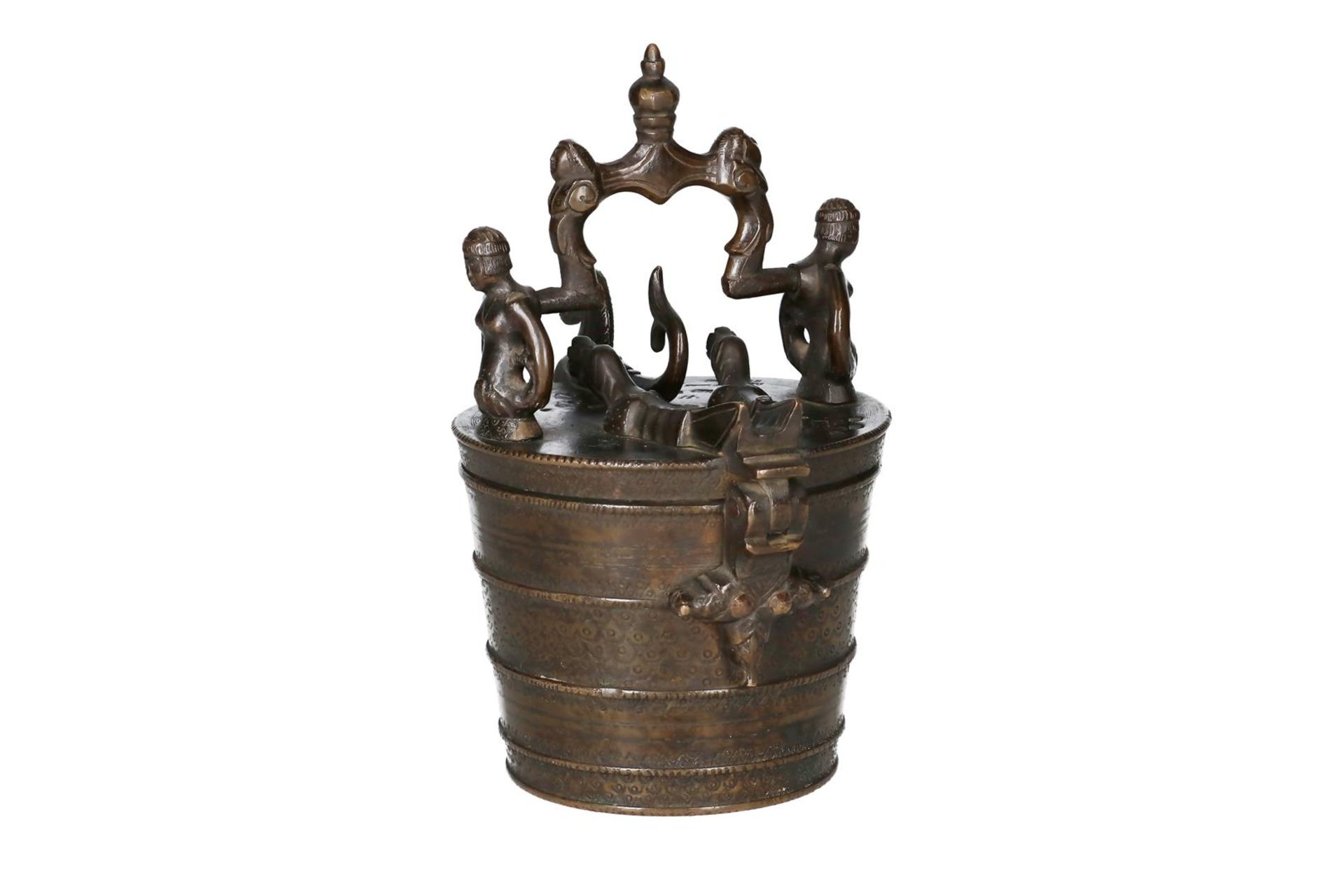A Nuremberg nested cup-weight, 16 pound for Austria, 17th century. Master sign 'bell CS' = Christoph - Image 3 of 11