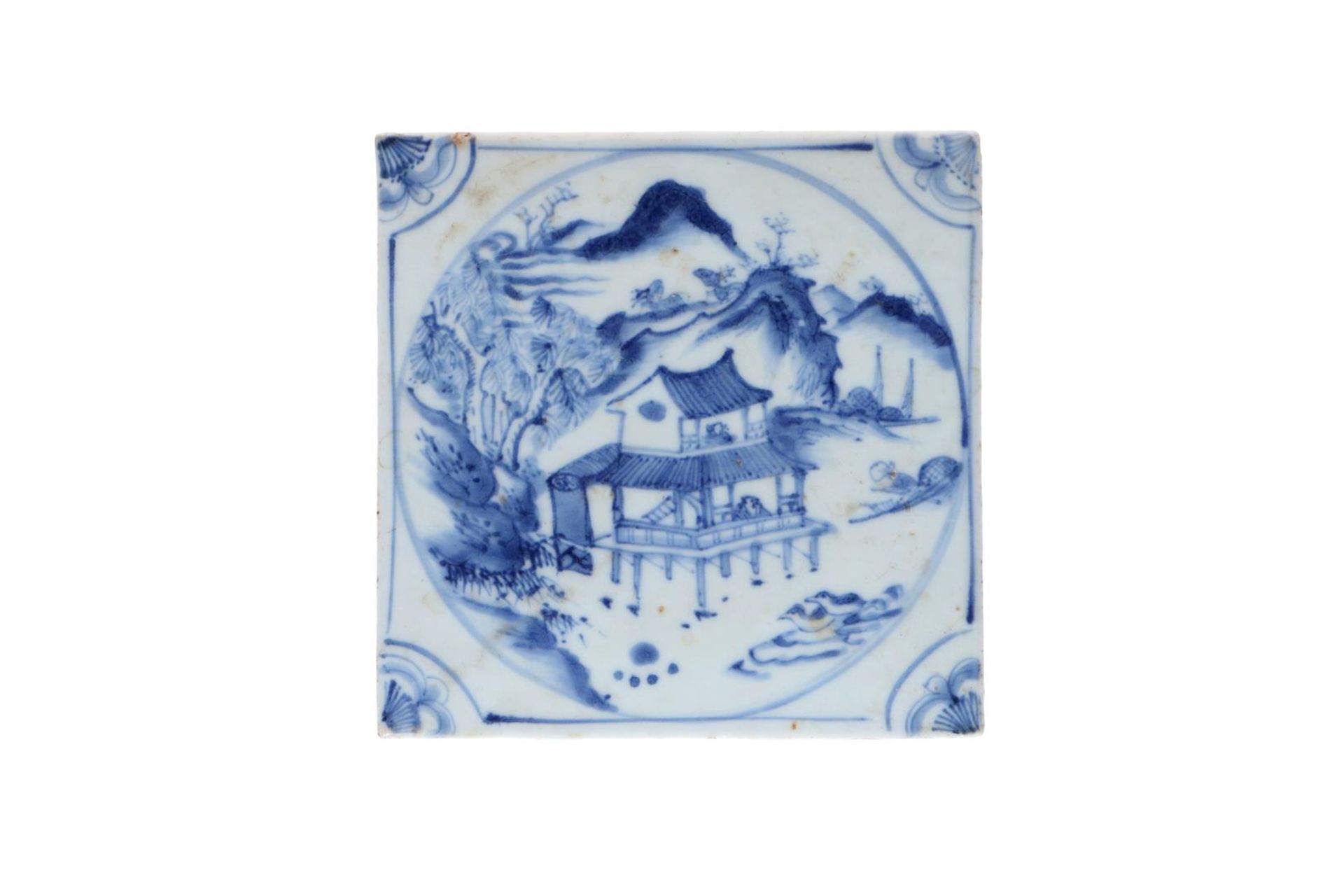 Lot of two blue and white porcelain tiles, 1) decorated with a river landscape and flowers. 2) - Bild 4 aus 6