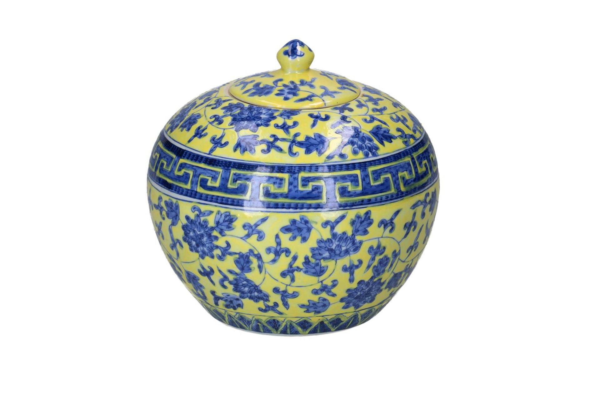 A famille verte porcelain lidded jar, with a meander and floral decoration. Marked Qianlong.